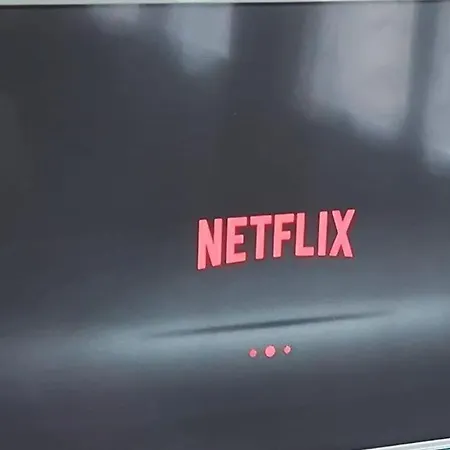 65 M2 200 M Gare T-g-v 400 M Centre-ville Grand Parking 250 Places Gratuit Face Au * Arras